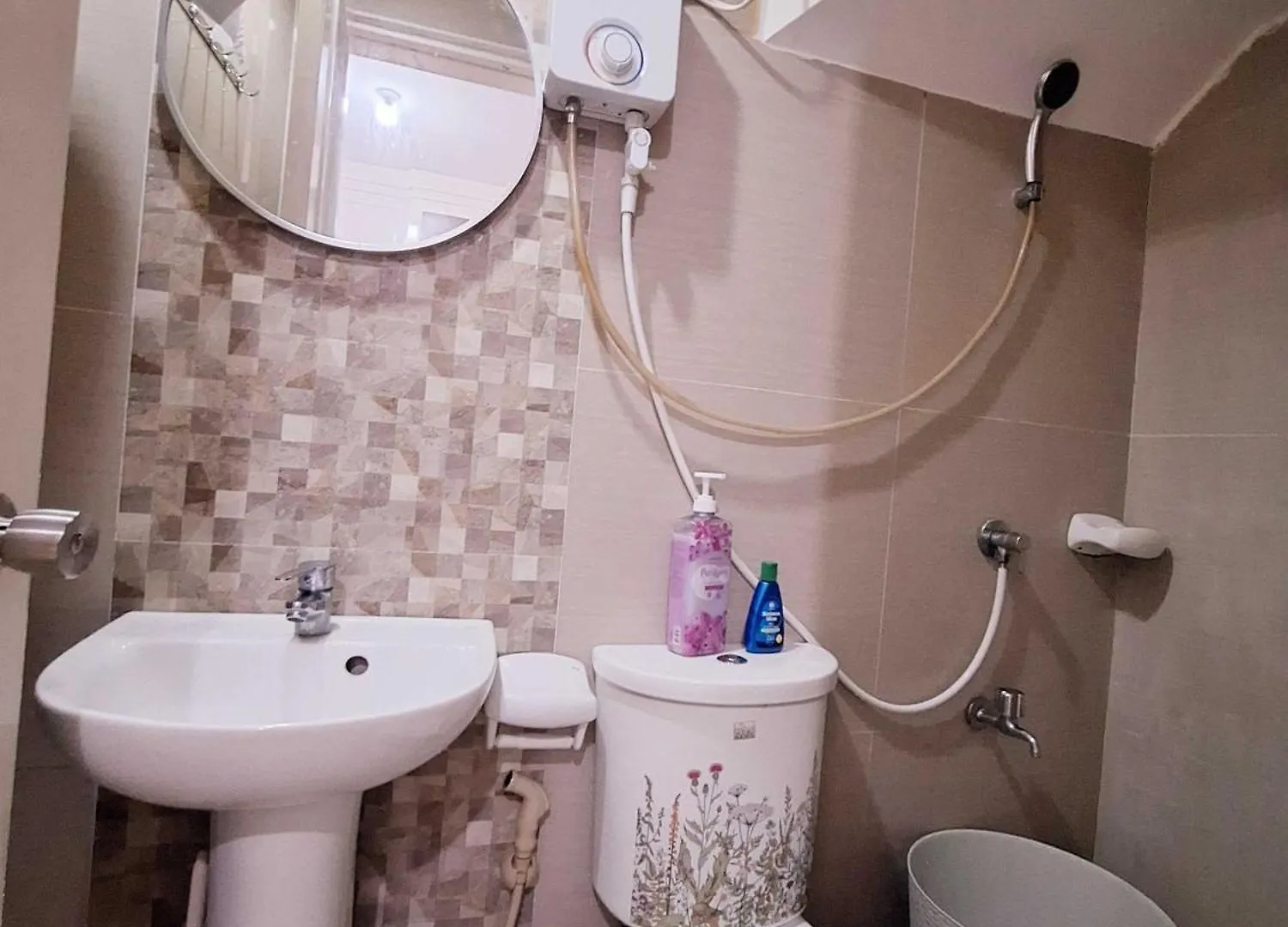 A1 1 Bedroom 2 Queen Size Beds Apartment Transient House Near Usep Obrero Abreeza Mall Davao City Φιλιππίνες